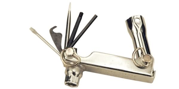 Moottorisahan yhdistelmätyökalu