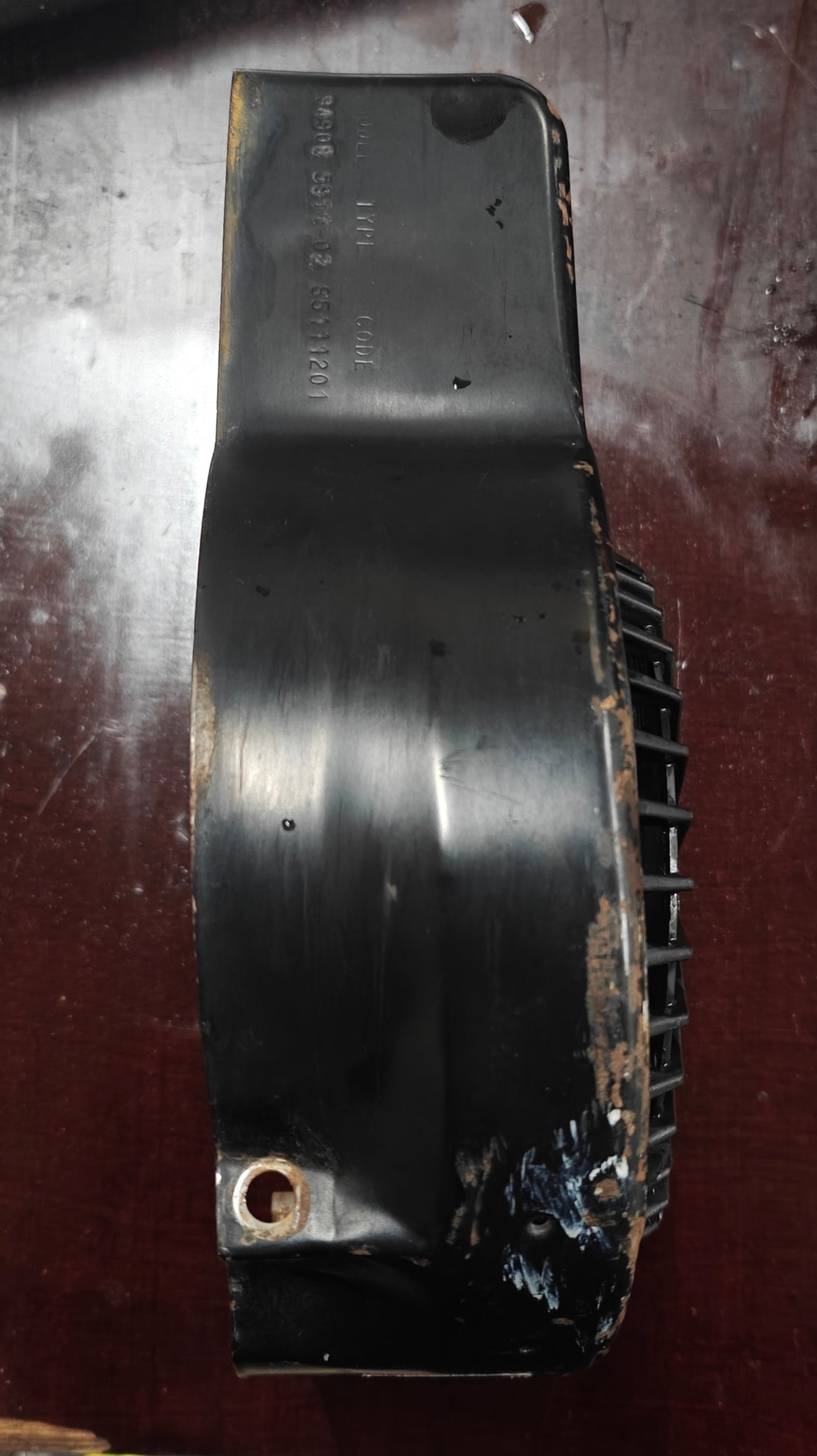 Purkuosa: Tuulettimen kotelo Briggs & Stratton 3.5hp